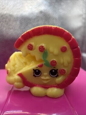 Moose Shopkins Season 8 Italian Tour Yellow Peppa Ronnie Pizza